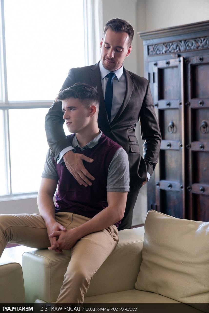 20P Stud Mark Blue getting seduced & fucked by his gay stepdaddy Maverick Sun