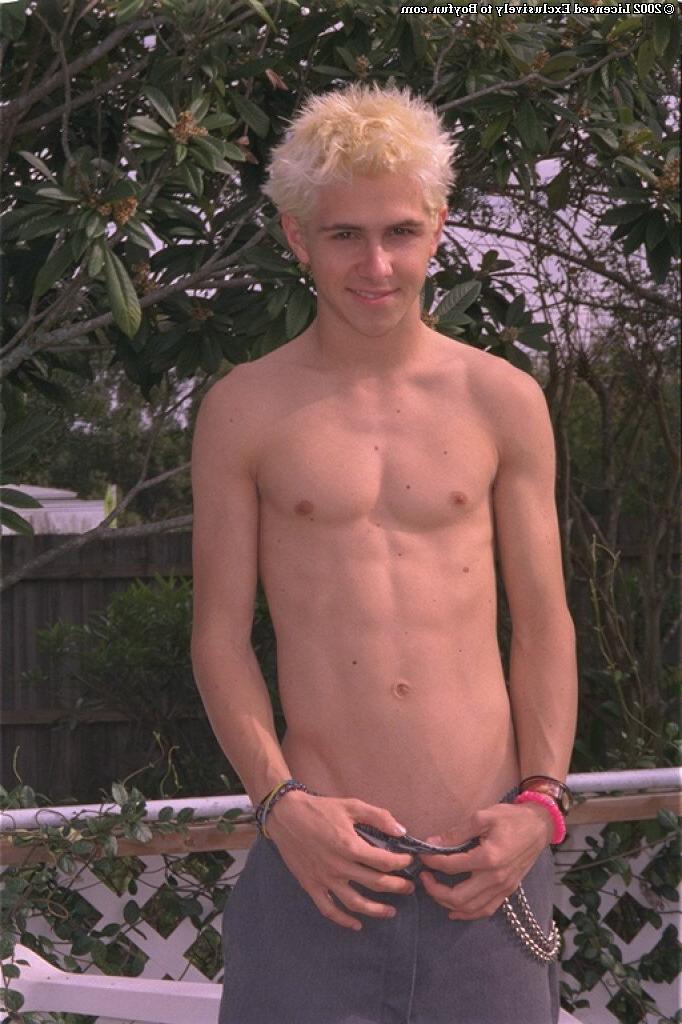 20P Garoto divertido Brad