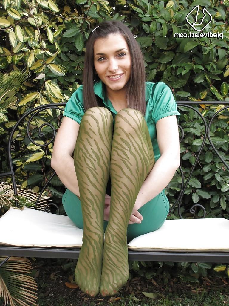 16P Cute looking brunette babe with nice body Valentina is a foot fetish model
