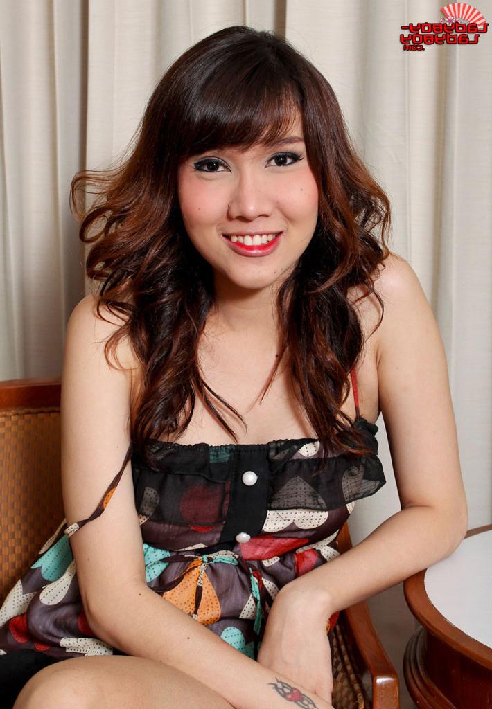 15P Ladyboy Ladyboy XXX Galeria