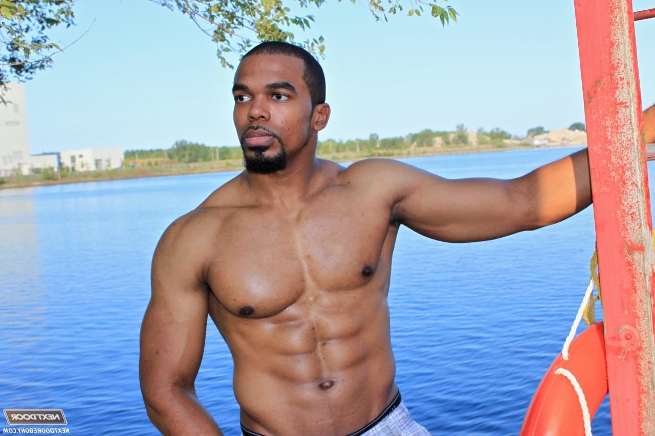 20P Muscular hunk Boxer shows his big black prick and masturbates until he cums
