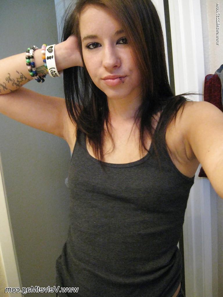 16P Young vixen Becka takes a few shots of her ample ass and her soft tits
