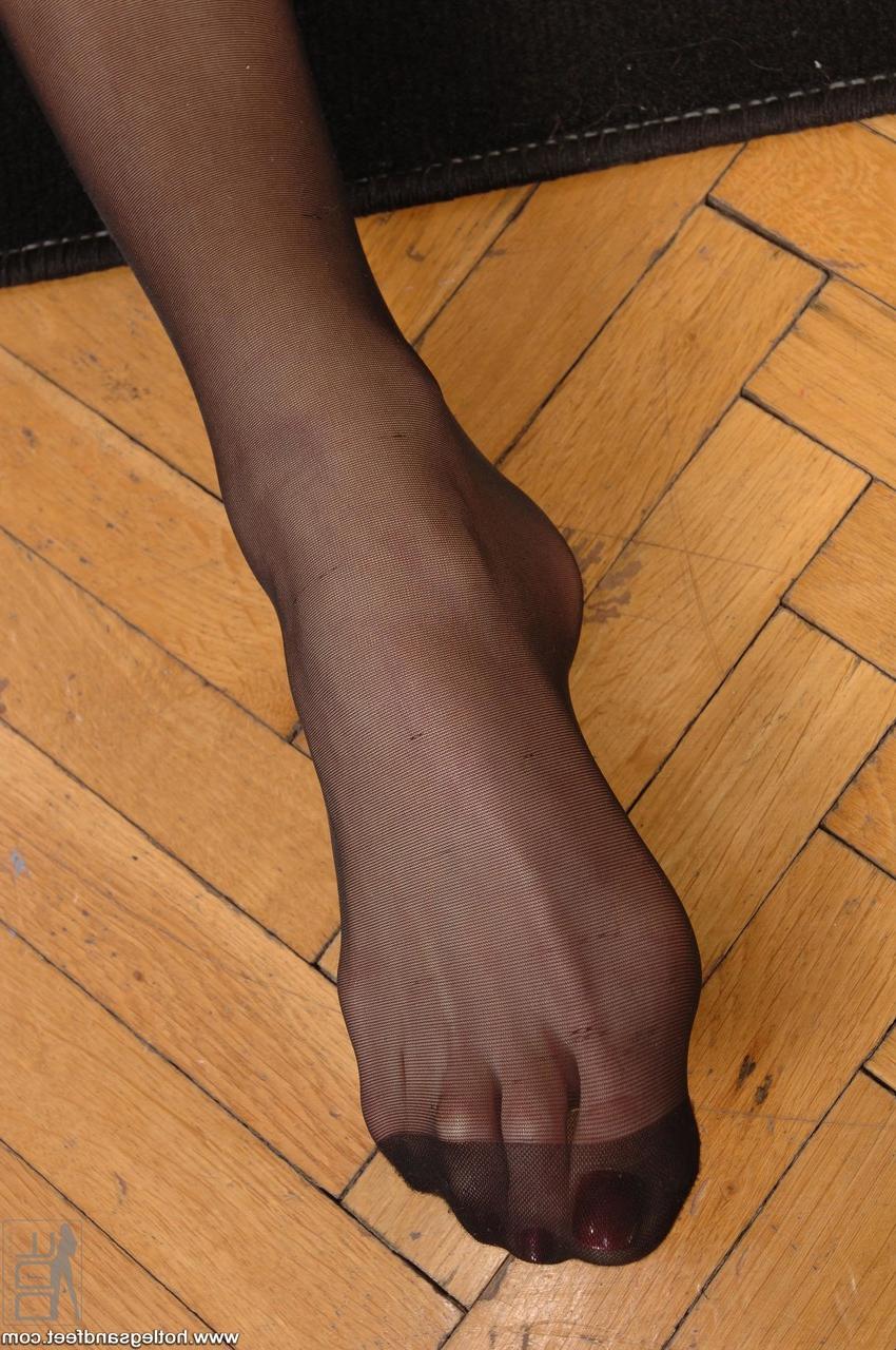 20P La sexy américaine Patrisha se fait baiser et jizzed ses pieds en bas.