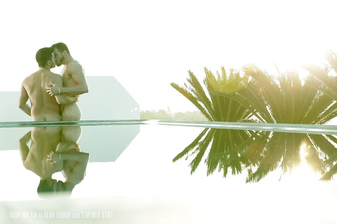 20P Gay Latino Enzo Rimenez fucking cute butler Robbie Rojo outdoors