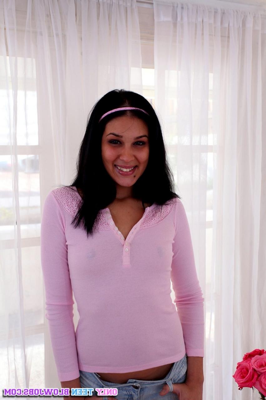 17P Teen babe with a nice ass Cristi Minaj blows a dick and swallows hot jizz