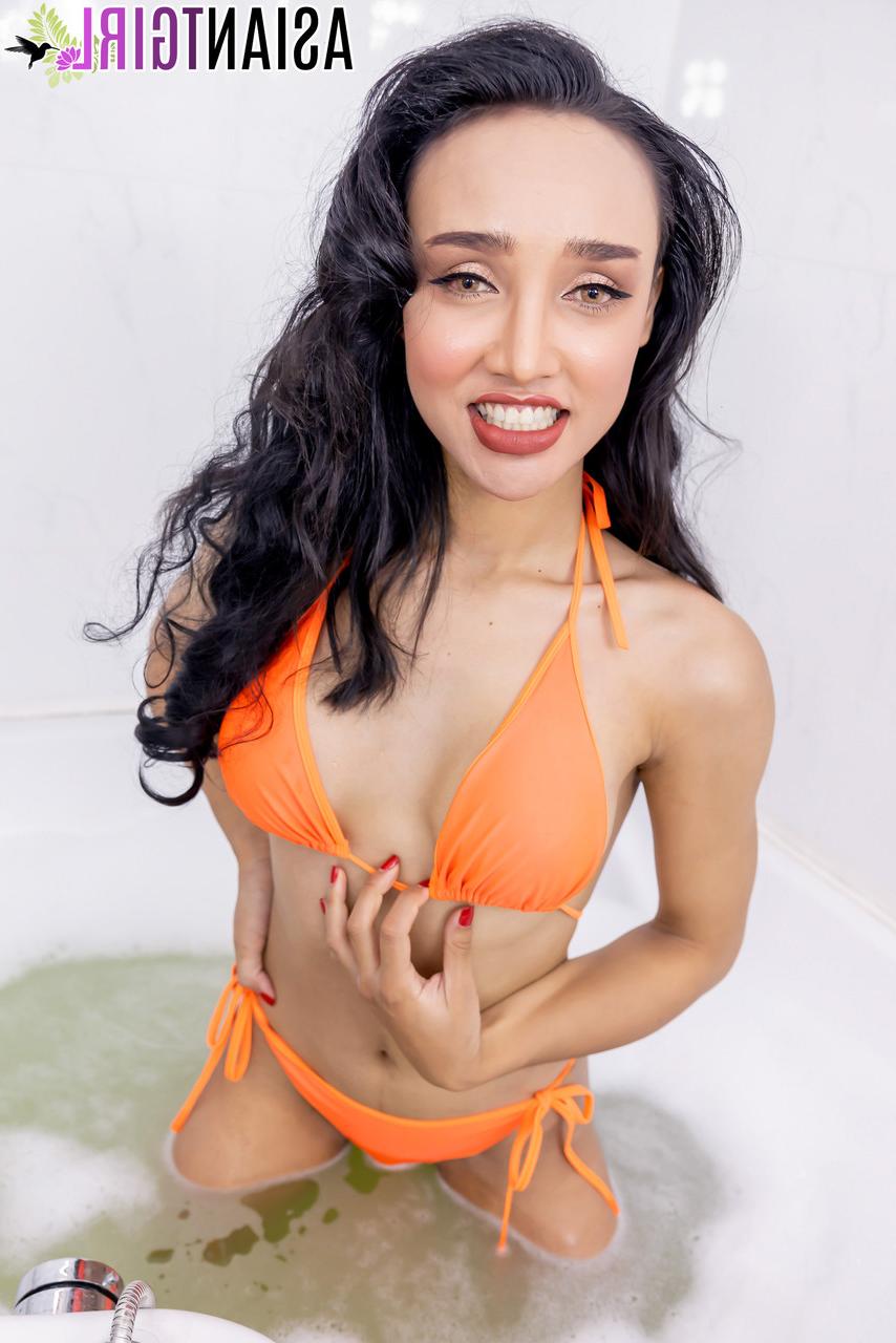 16P Asian TGirl Pap Ki