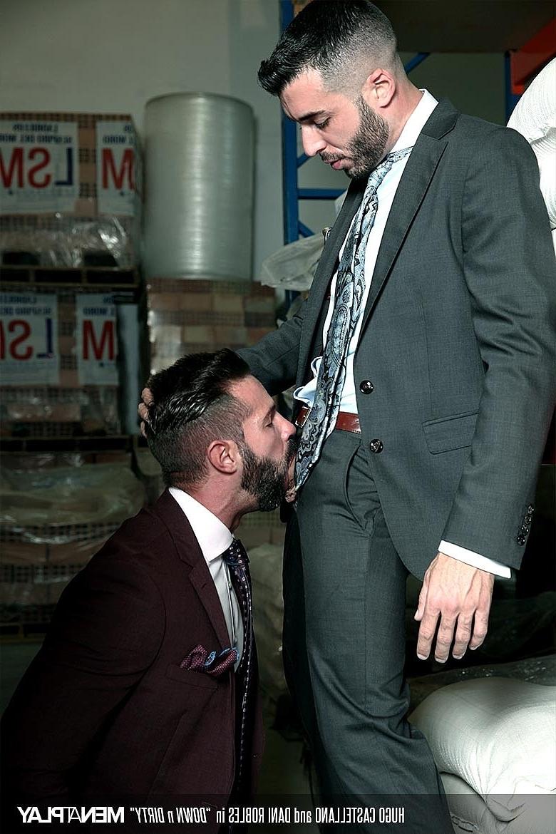 20P Empresários gays latinos Dani Robles e Hugo Castellano fodem no armazém w