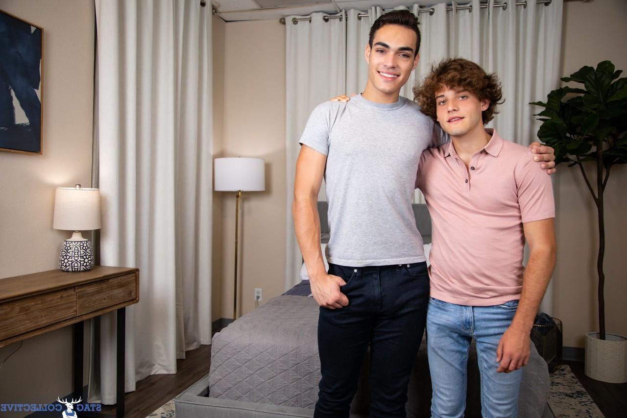 20P Gay friends Blake Wilder & Sebastian Sky taste each other's dick before sex