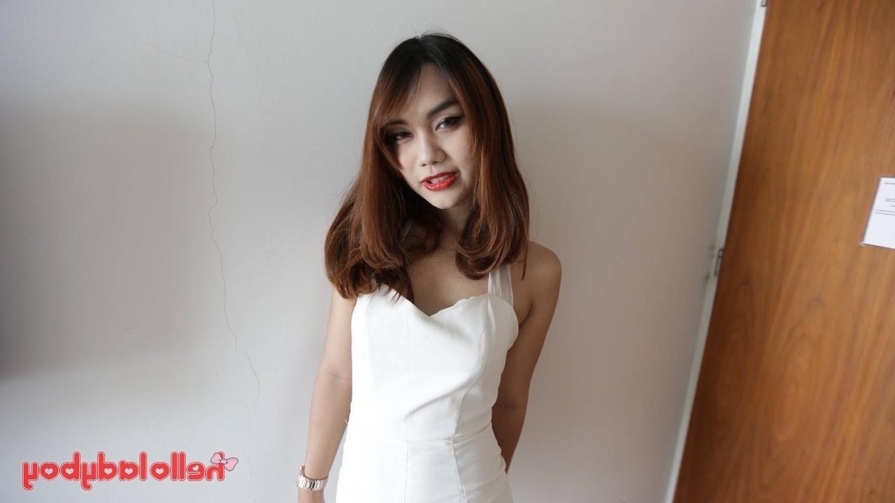12P Hello Ladyboy featuring Ning XXX Pics