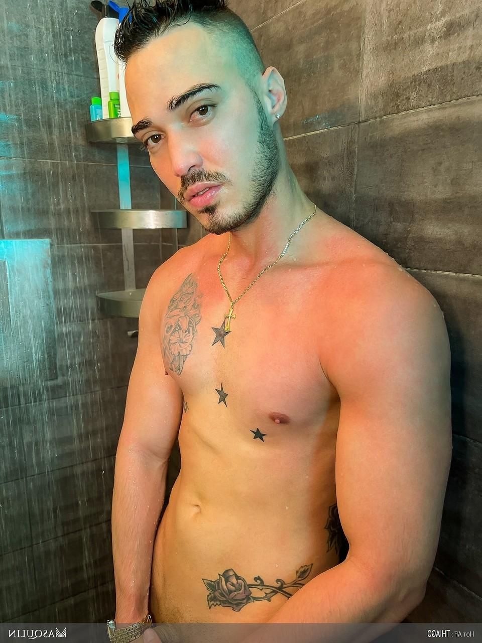 20P Naked gay Philippe Massa masturbates with a fleshlight in a hot solo