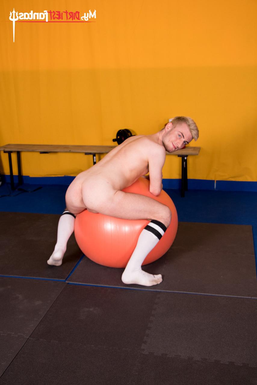 20P Twink Adam Power gets ass fucked by his personal trainer Dominique Kenique