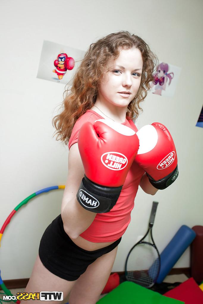 16P Flexy babe showcasing her tempting curves covered with sport outfit