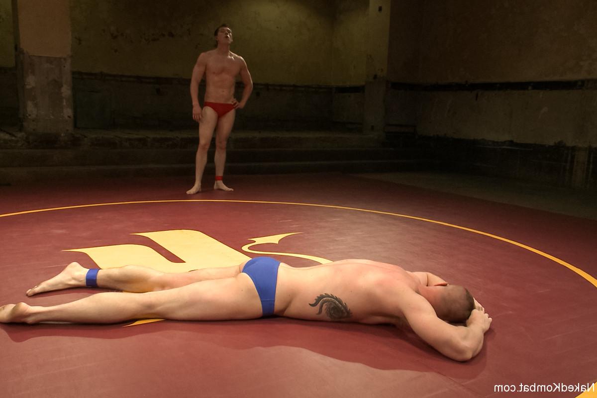20P Kombat desnudo Blake Daniels, Will Parks
