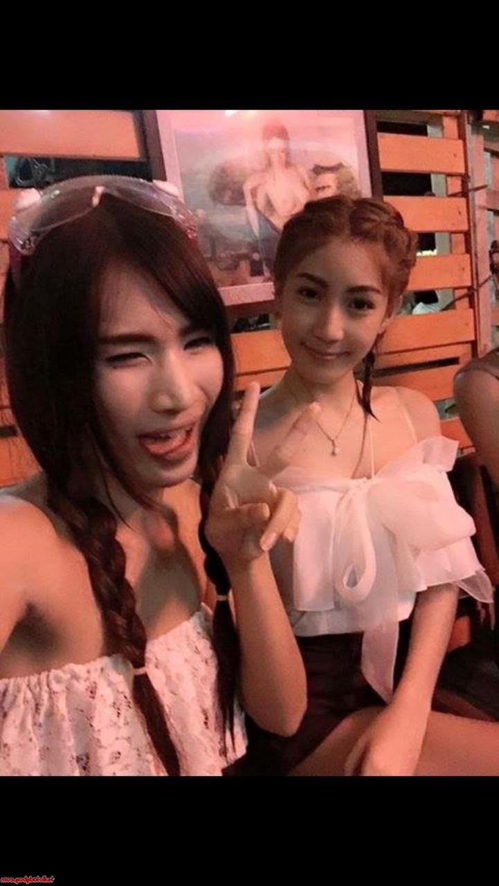 20P Hello Ladyboy 