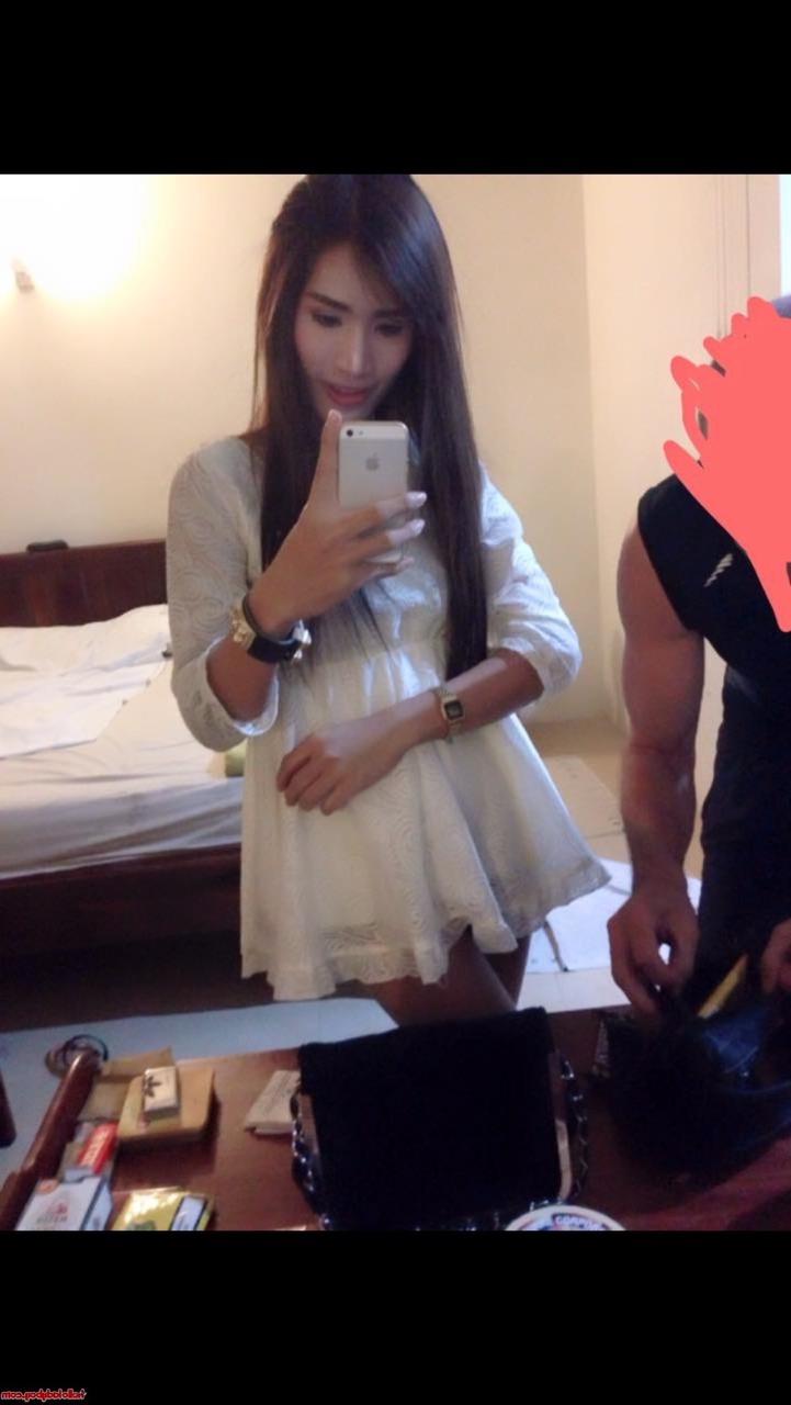 20P Hello Ladyboy 