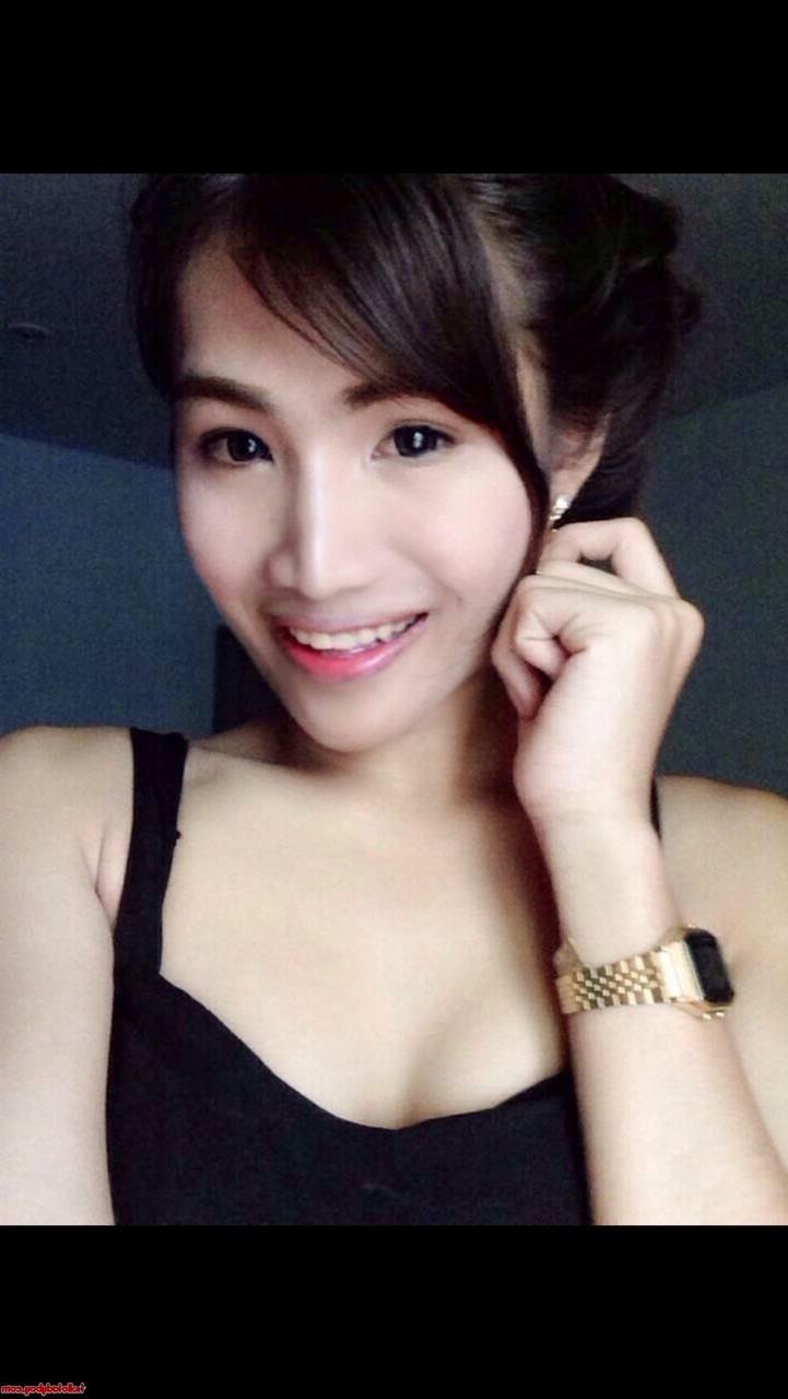 20P Hello Ladyboy 