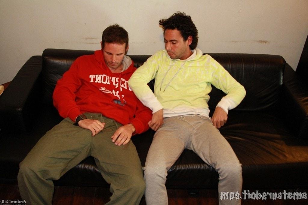 20P Ebony Dan Donger & hottie James Jerker suck each other's dicks in gay action