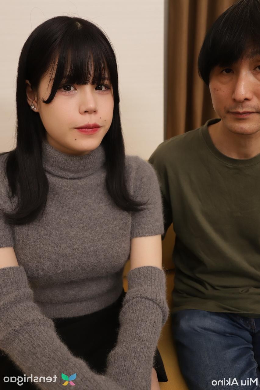 20P Asian babe Miu Akino fucks a man with a small dick & gets creampied