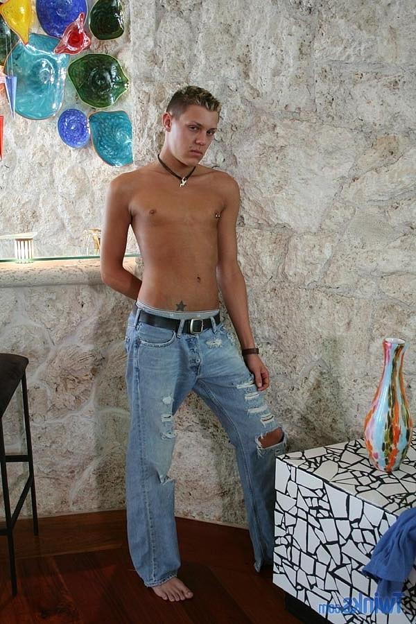 20P Good-looking twink plays with his hard cock while completely naked