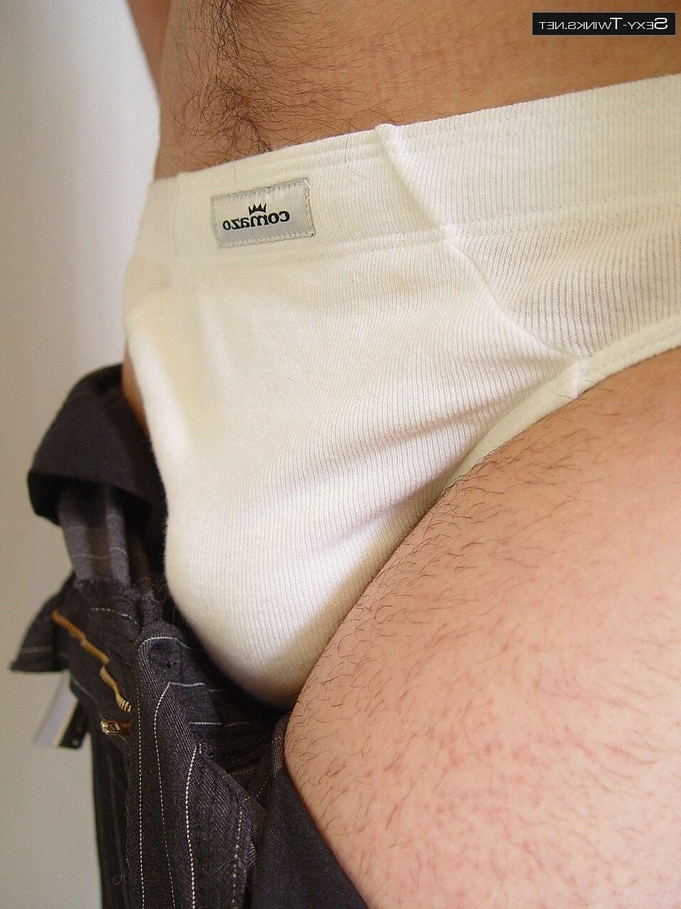 20P Pretty twink Lexus strips, shows his lean body and rubs his boner