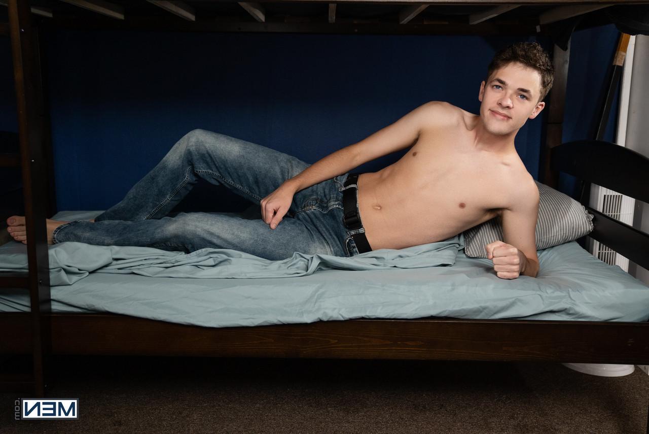 15P Men Com Finn Harding, Troye Dean