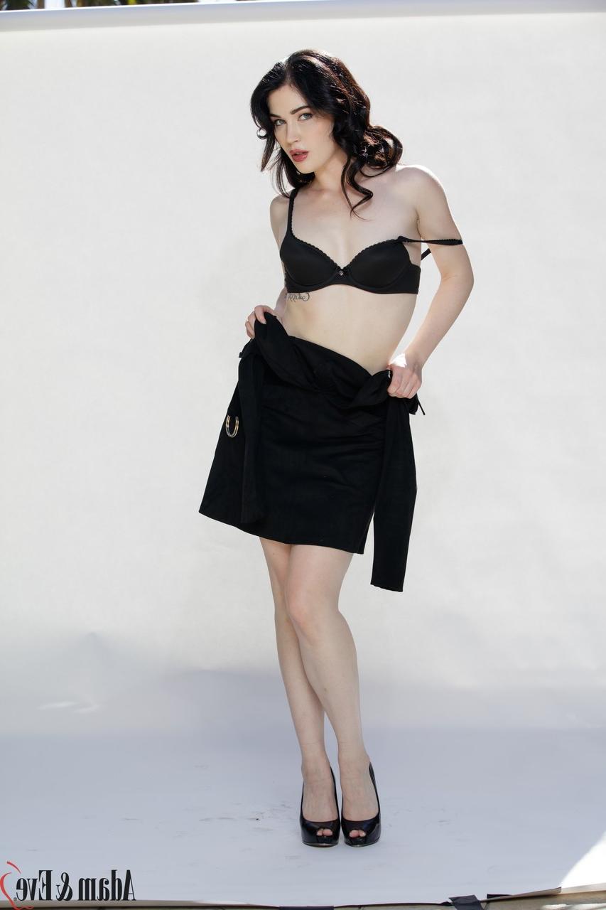 20P Adam Eve e Evelyn Claire, Lumi Ray, Queenie Sateen, Scarlett Alexis