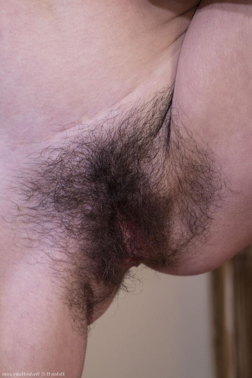 20P Mature Ukrainian Helen H undressing and flaunting her hairy holes