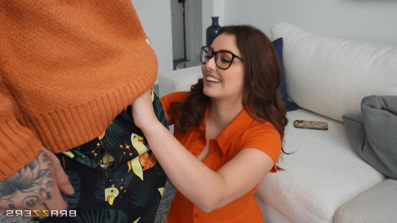 20P Curvy ébano Avery Jane tem um 3some com Leana Lovings e seu namorado traidor