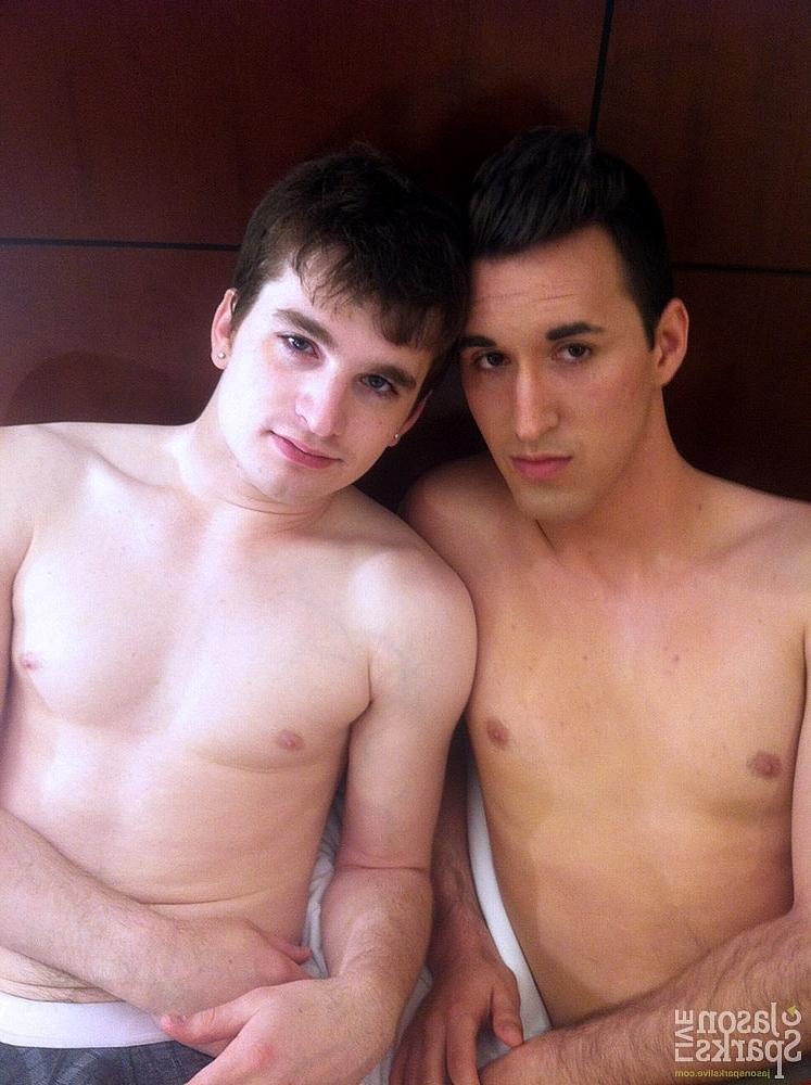 20P Little twink Adam Rhodes gets his butthole licked & dicked by Evan Tanner