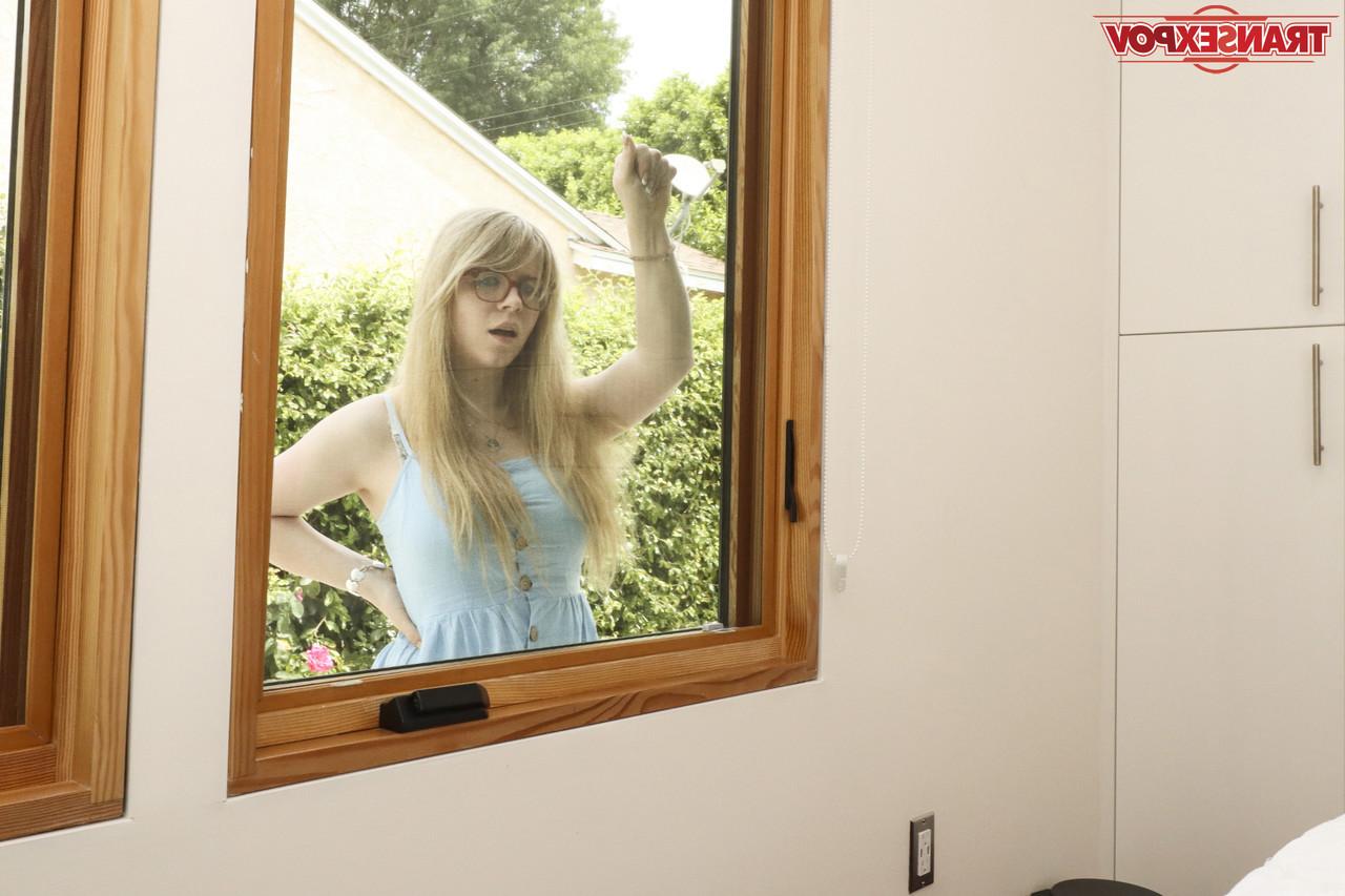 16P Transex POV Stella Locke, Buddy Wood