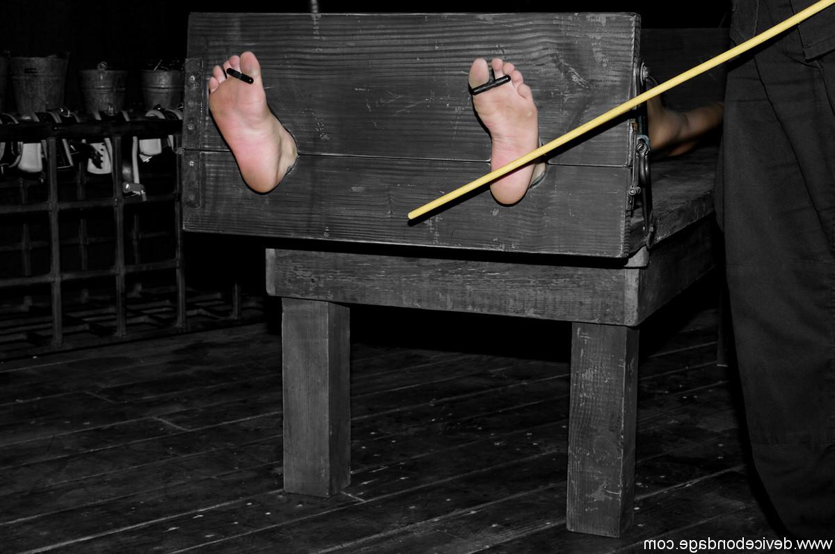 20P Submissive MILF Sarah Blake gets jailed and punished by a dominant guy