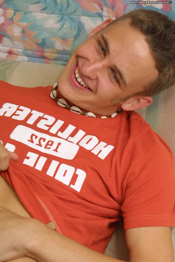 20P Adorable gay hottie Robbie grabs his cut dick and wanks it well