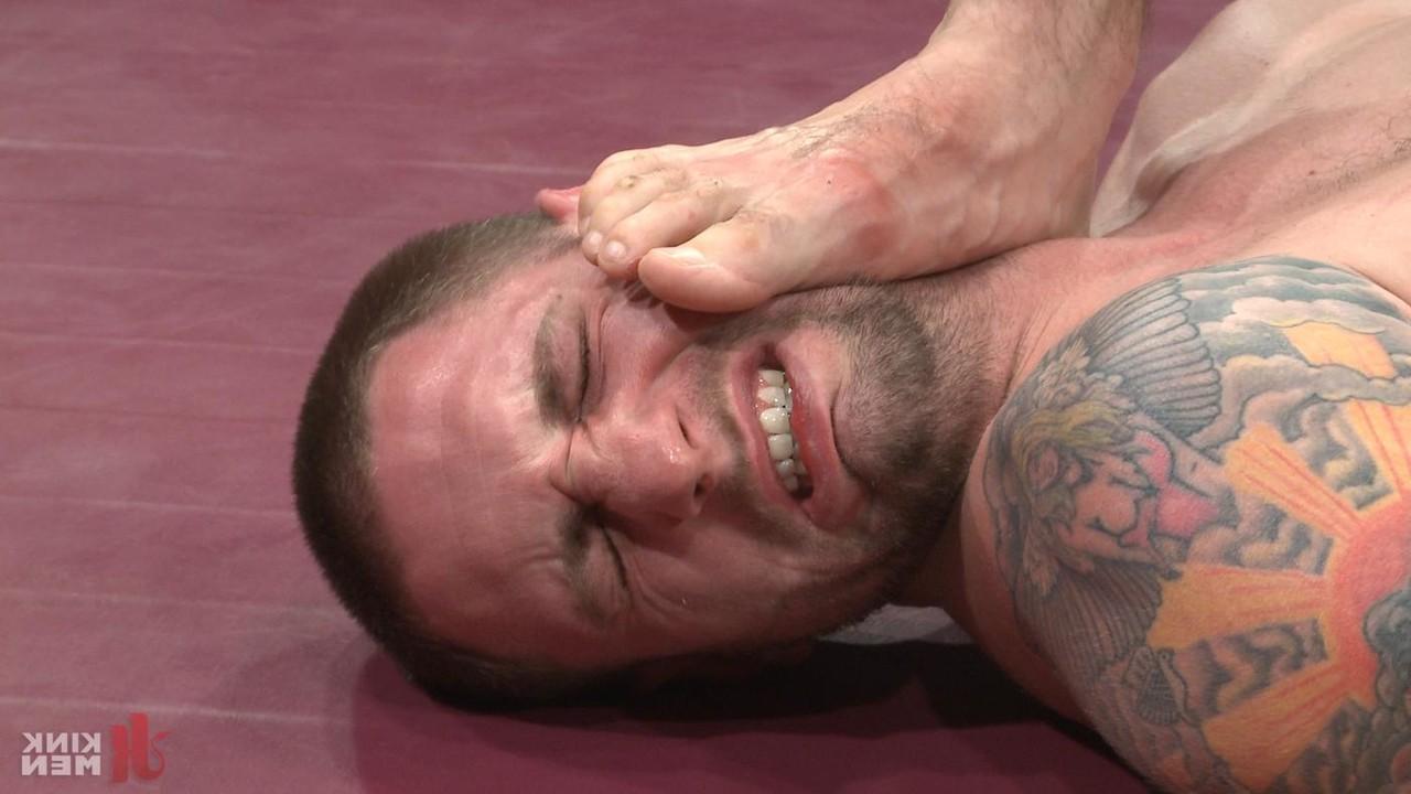 15P Nackter Kombat Jay Rising, Jonah Marx