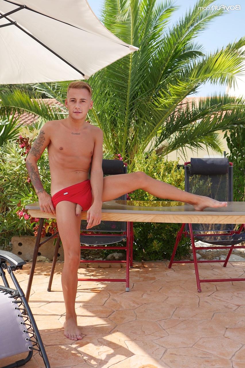 20P Boy Fun David Sky
