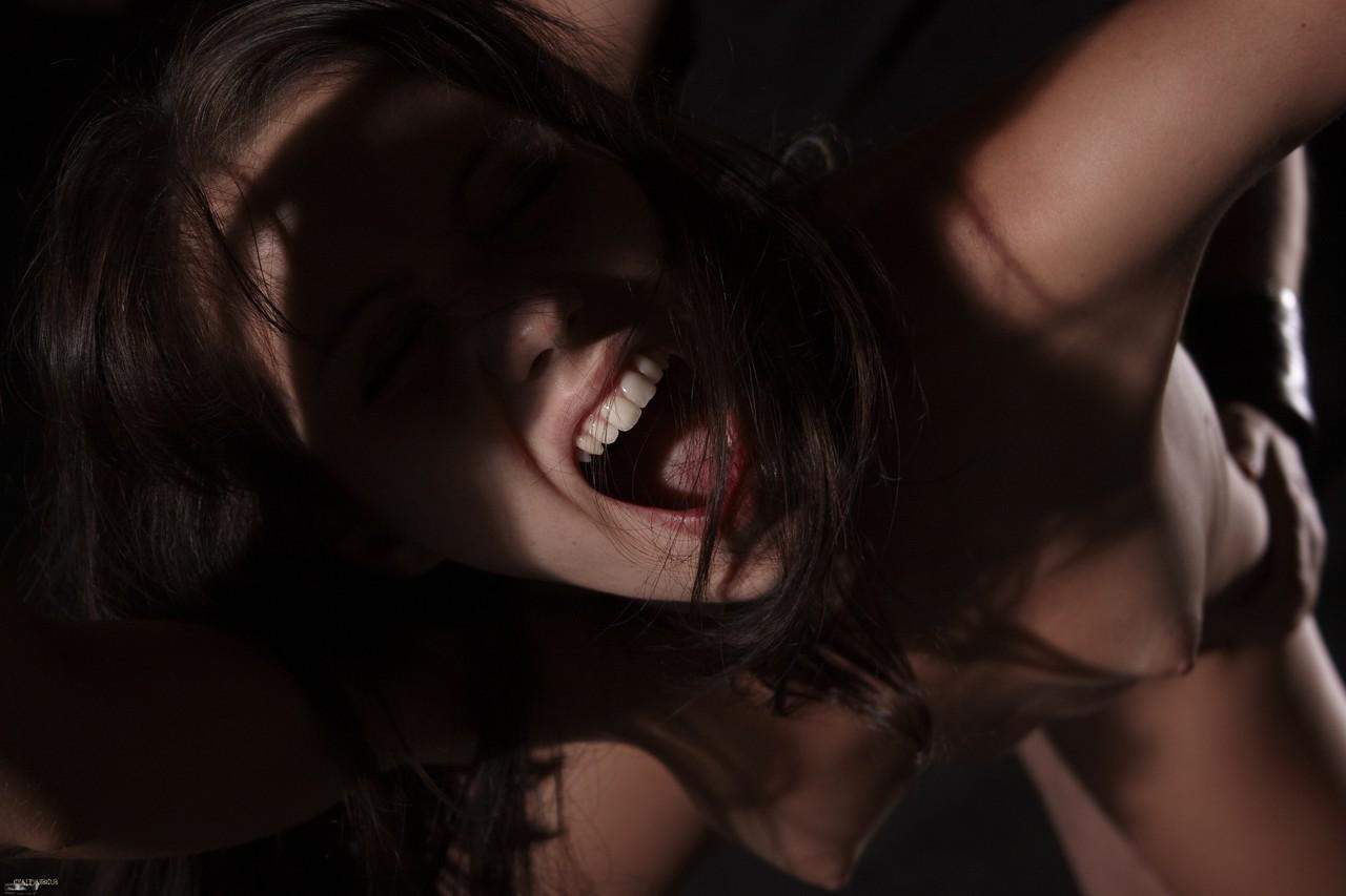 17P Master demands rough bondage anal action with skinny female slave Aspen