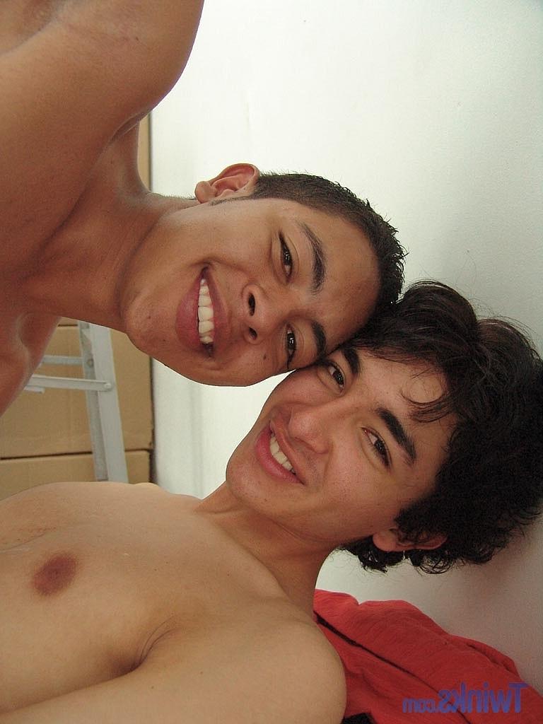 20P Gay boys Alonso G & Adolfo B give each other a hot BJ & have hardcore anal sex