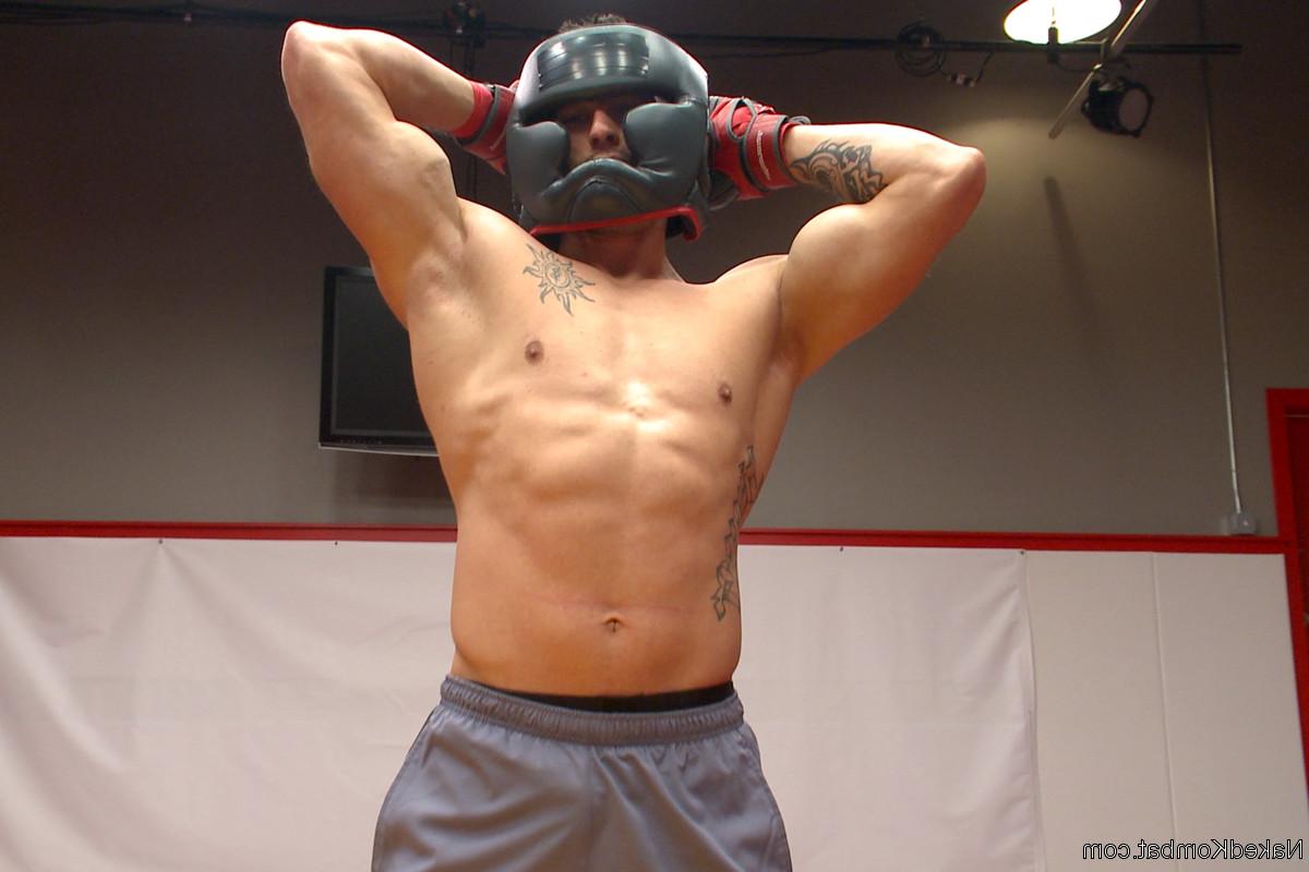 20P Naked Kombat Alexander Gustavo, Casey More