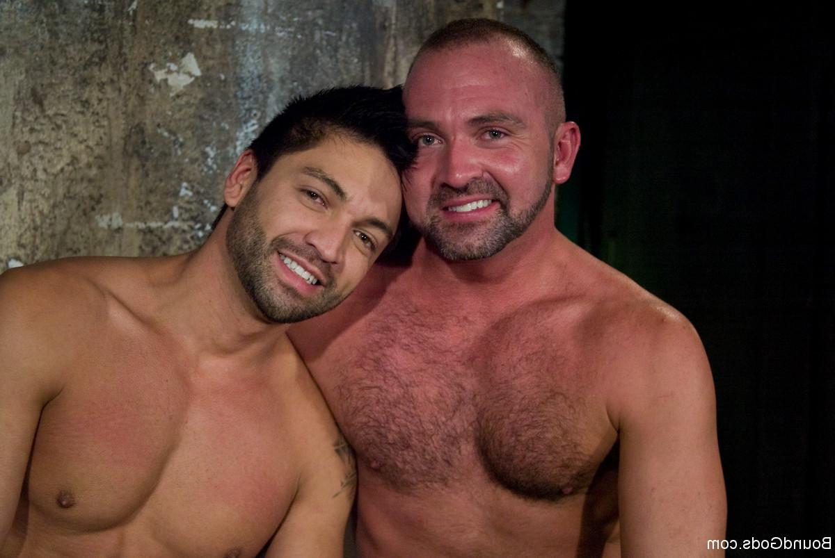 20P Deuses Vinculados Josh West, Dominic Pacifico