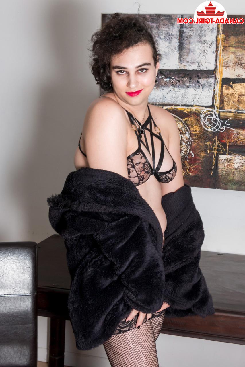 16P Canadá TGirl Evy Ei