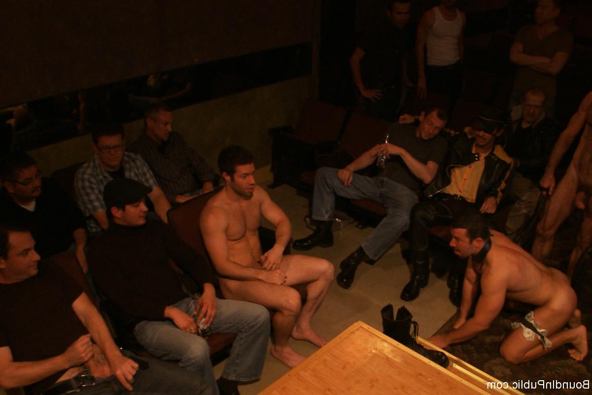 20P Lié en public Dominik Rider, Tristan Jaxx