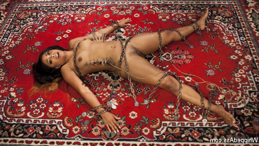13P Mistress Bella initiates a submissive black girl during lesbian bondage