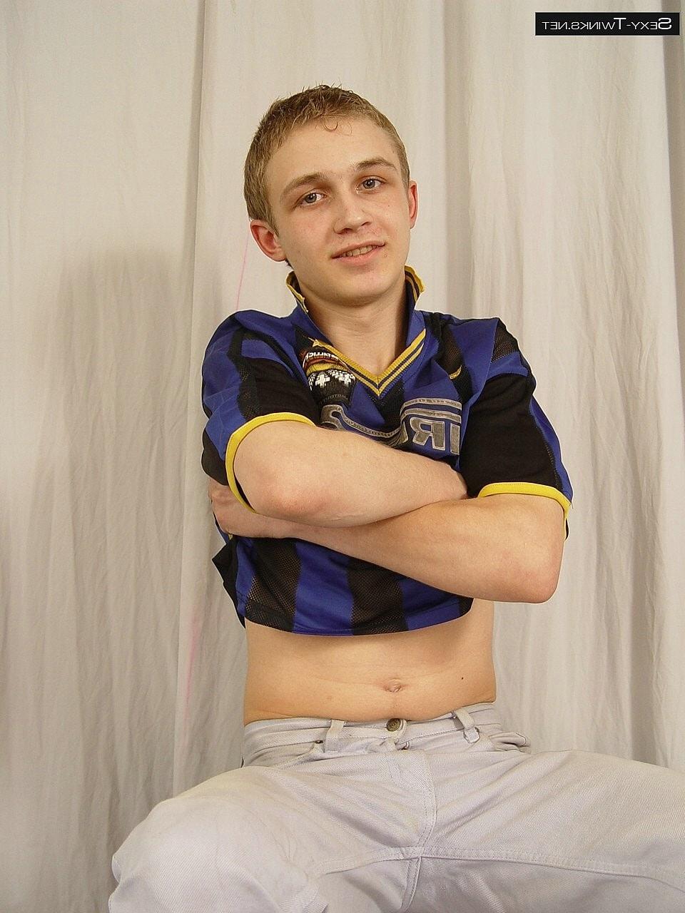 20P Adorable twink Johnatan strips naked and plays with his tiny dick