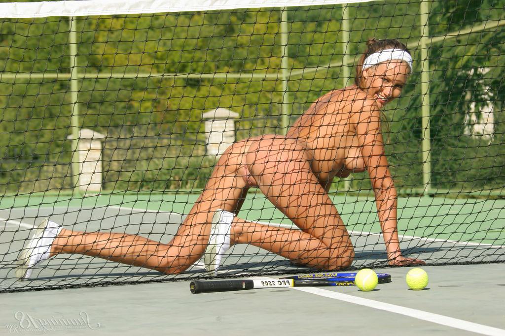 16P Beautiful 18-year-old Niobe L disrobes during a tennis match