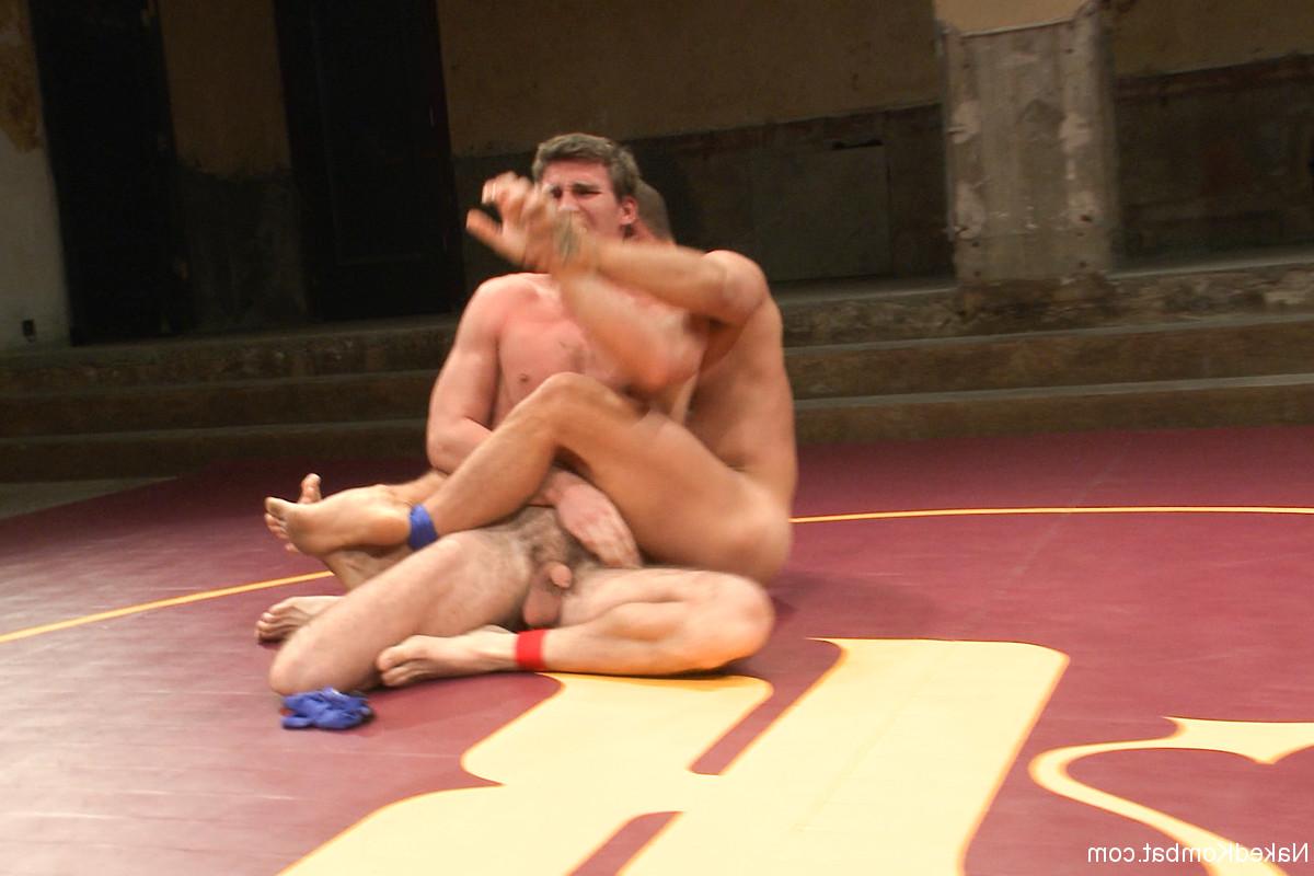 20P Kombat desnudo Bryan Cavallo, Tate Ryder