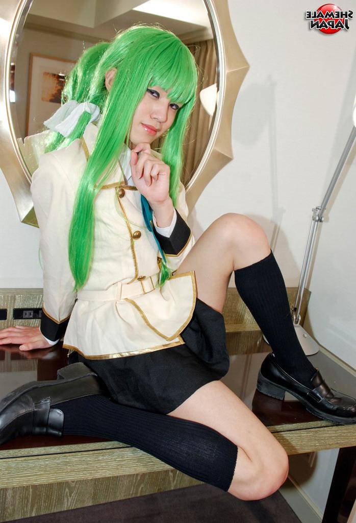 15P Photos nues transexuelles au Japon