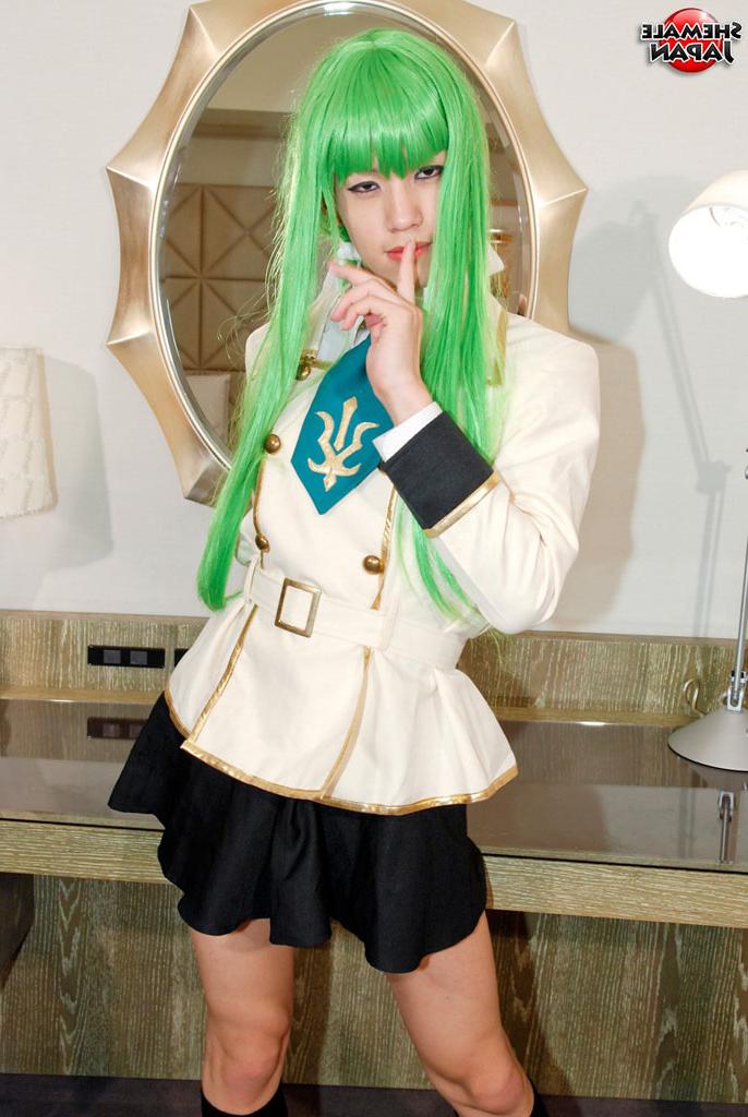 15P Photos nues transexuelles au Japon