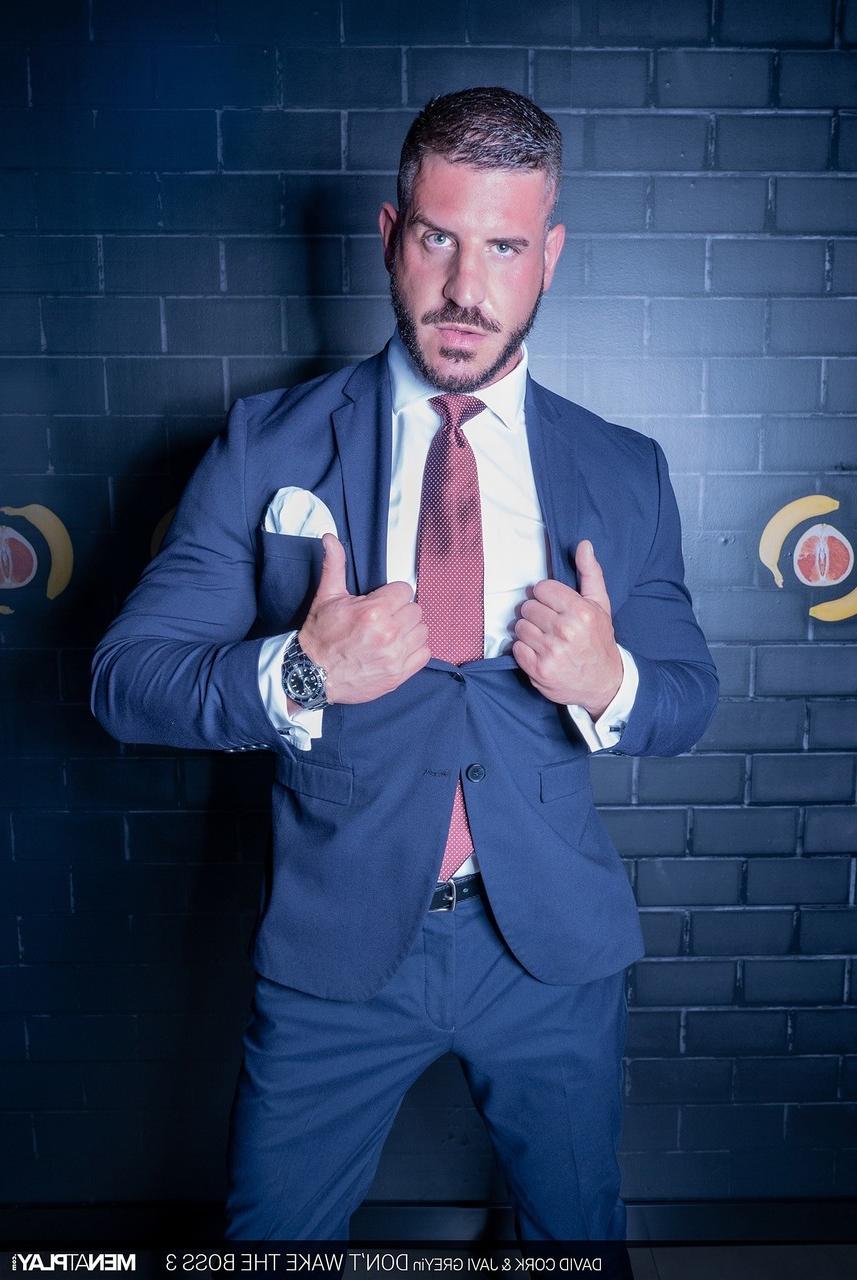 20P Gay hunks David Cork & Javi Gray have doggystyle anal sex while standing