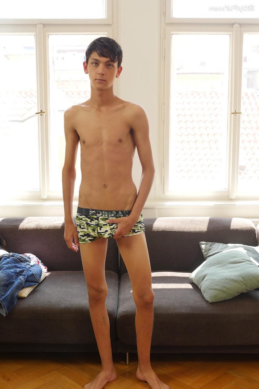 20P Junge Spaß Carlos Costa