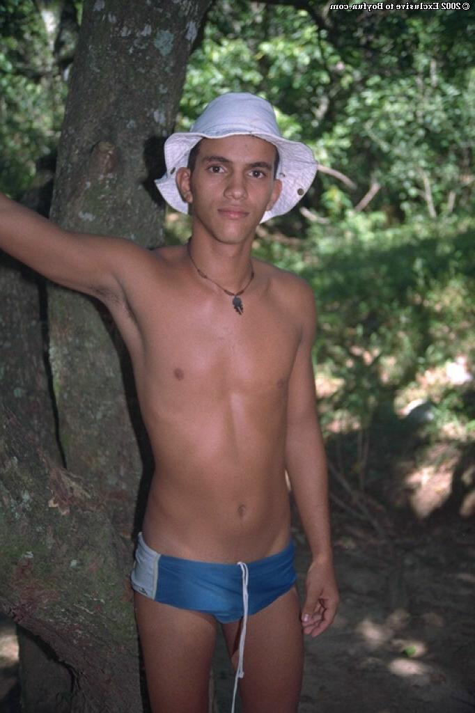 20P Boy Fun Rodrigo