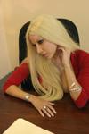 20P La chaude enseignante blonde Gina Lynn se penche pour une levrette en classe et prend un soin du visage.